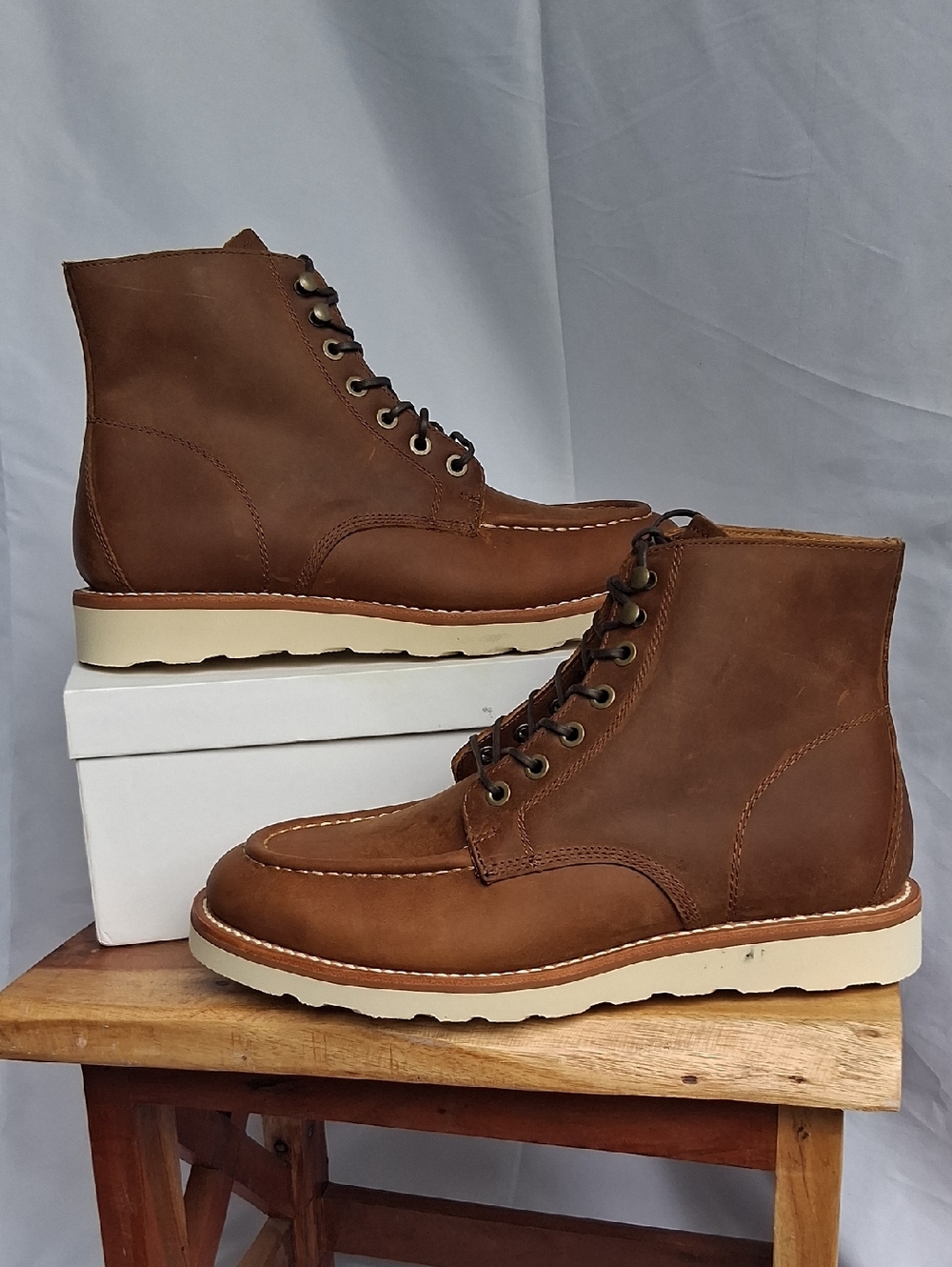 Quince Crafted Leather Moc Toe Boot Whiskey 10.5